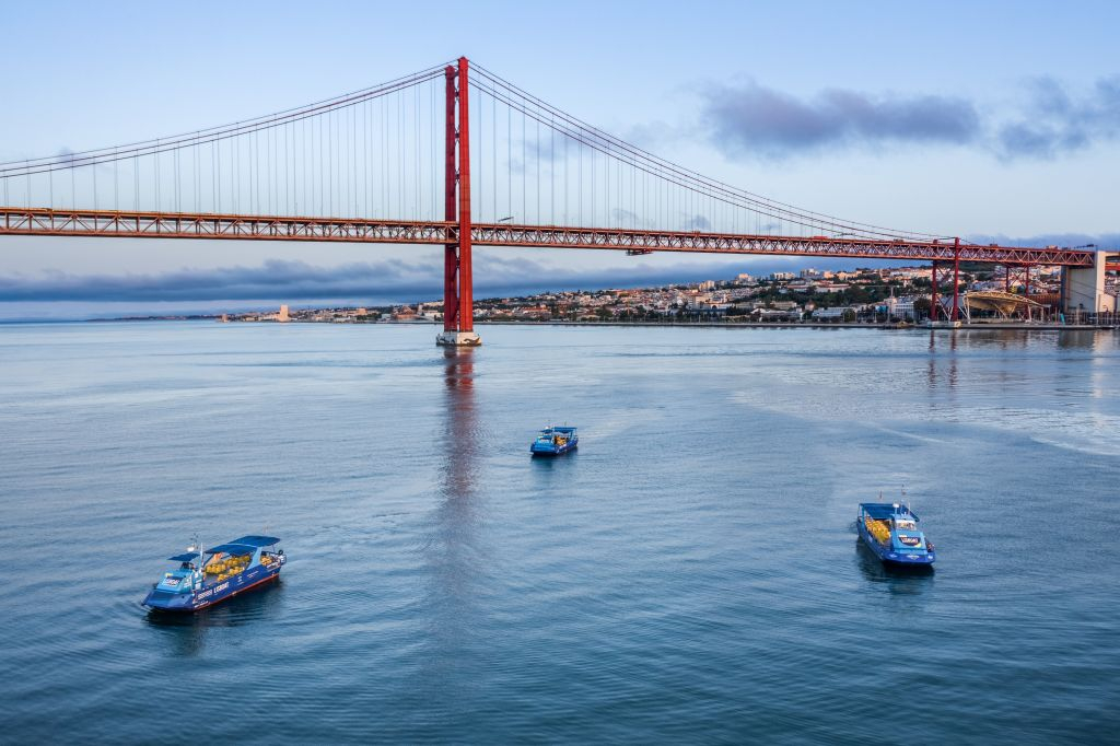 Lisbon: 1-Hour Express River Cruise by Lisboat