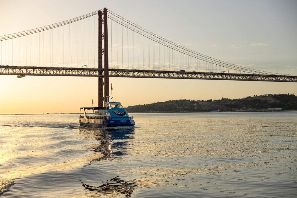 Lisbon: 1-Hour Express River Cruise by Lisboat