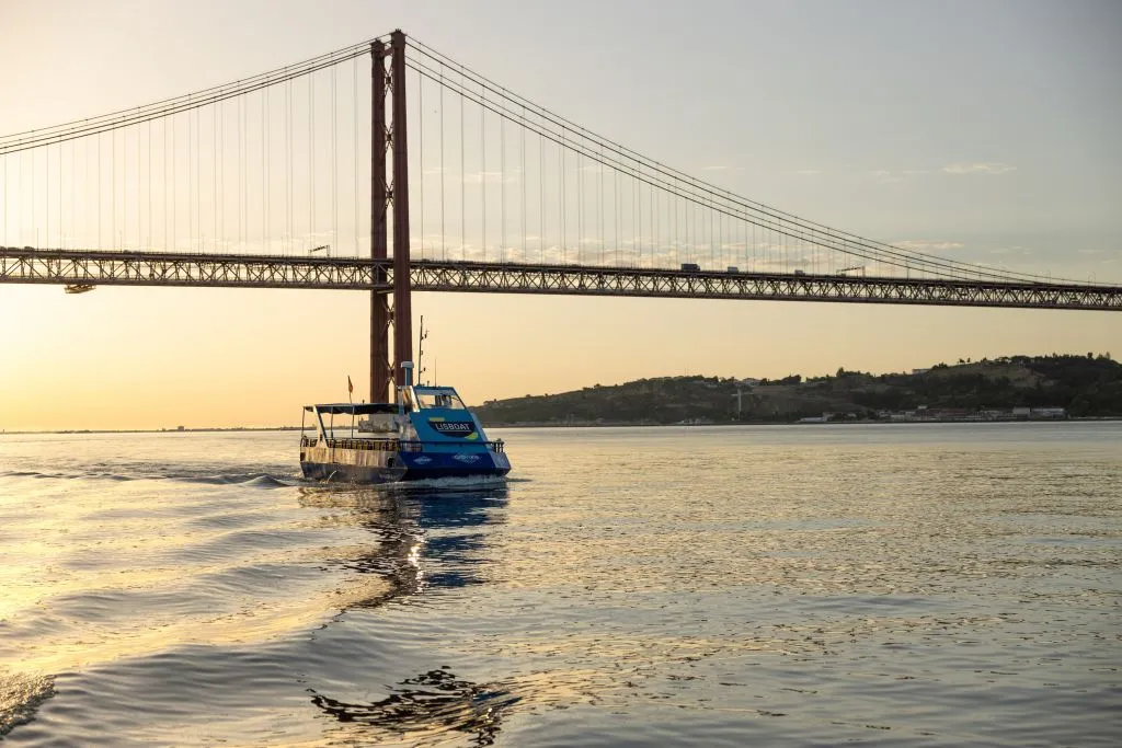 Lisbon: 1-Hour Express River Cruise by Lisboat
