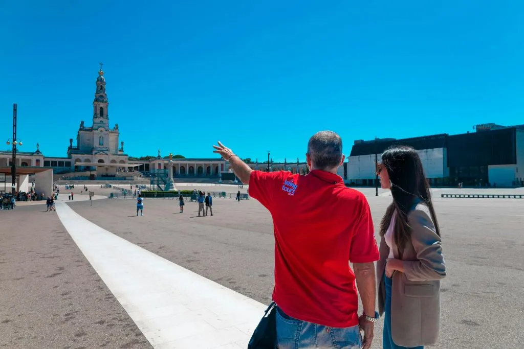 Day Tour from Lisbon: Fátima, Batalha, Nazaré & Óbidos