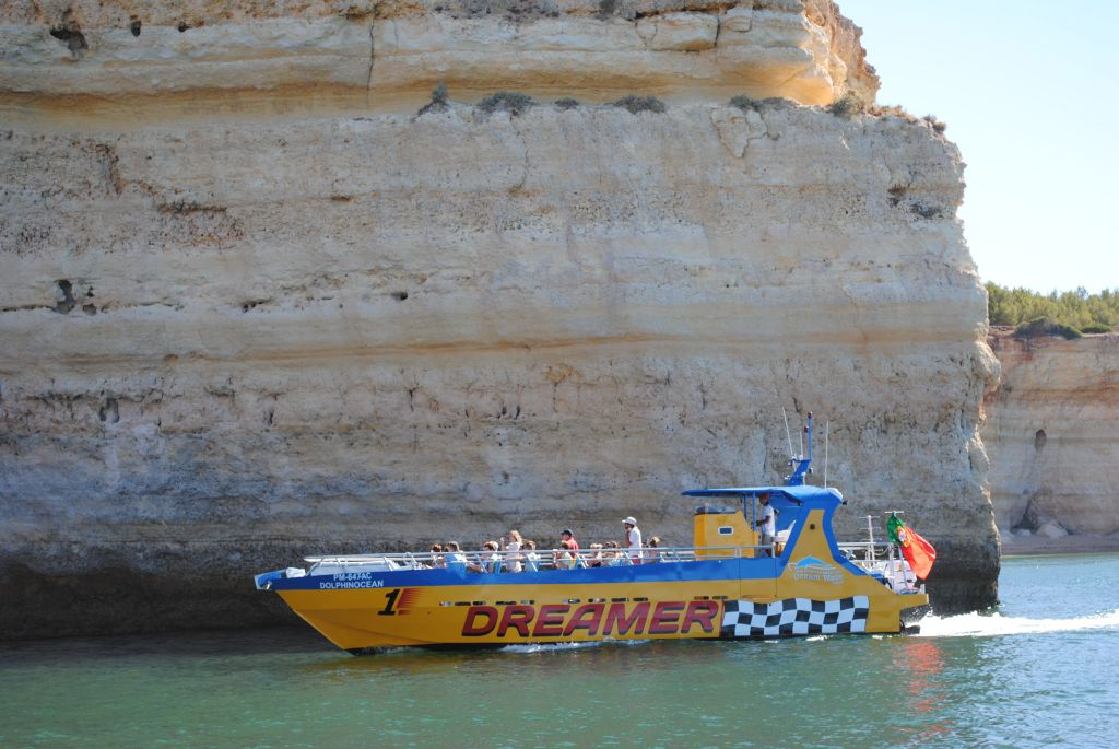 Caves and Dolphin Watching Cruise from Albufeira - Dreamer (Jet Boat)