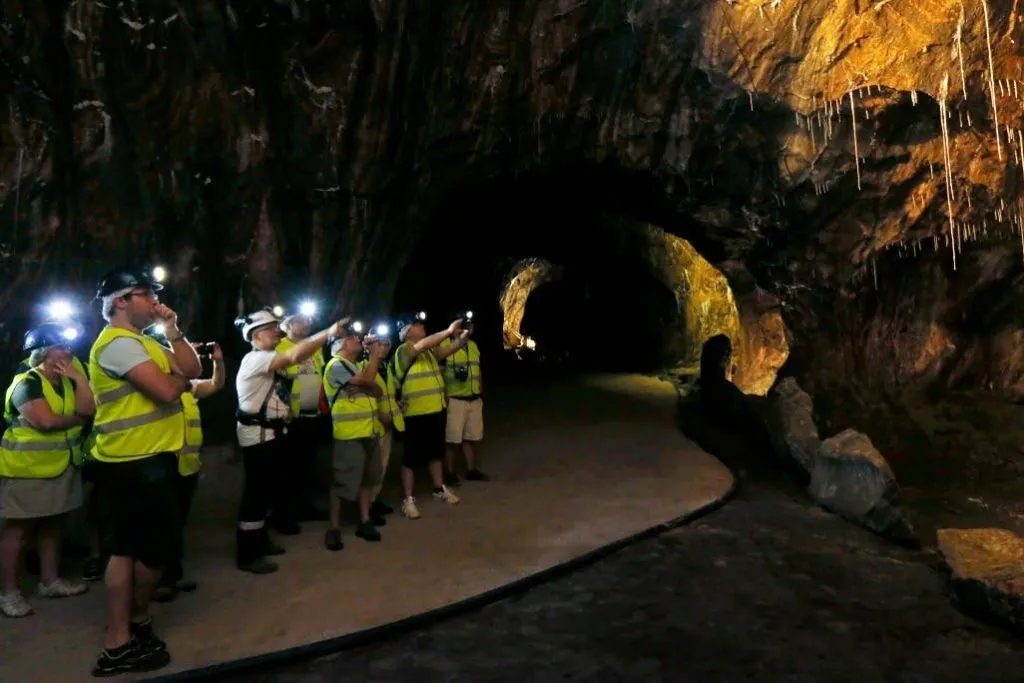 Loulé's Rock Salt Mine Tour & Santa Bárbara Art Collection