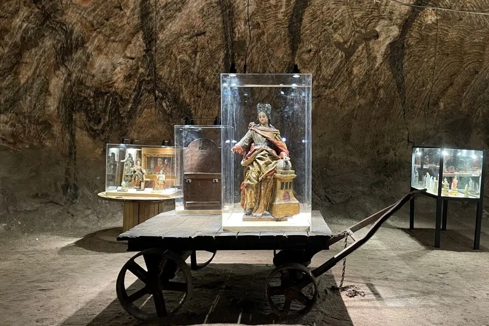 Loulé's Rock Salt Mine Tour & Santa Bárbara Art Collection