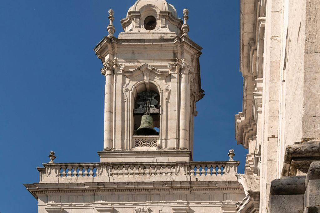 Igreja da Graça with Terrace Views + Drink