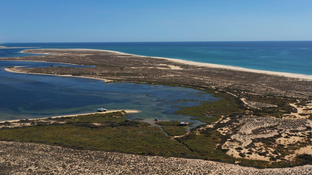 Ria Formosa: 3 Islands Boat Tour from Olhão