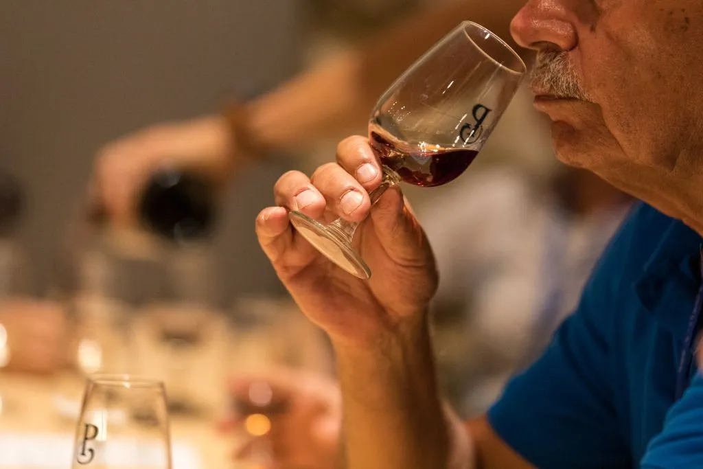 Caves Poças: Vinho do Porto & Pastel de Nata