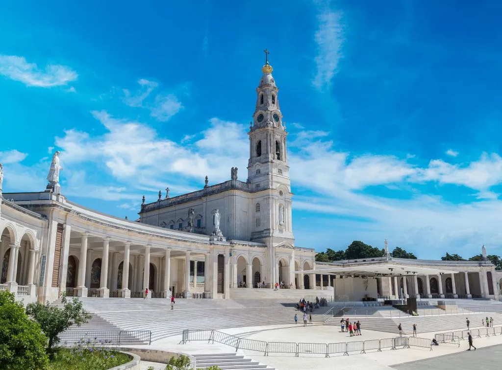 Santuário de Fátima: audioguia e transporte desde Lisboa