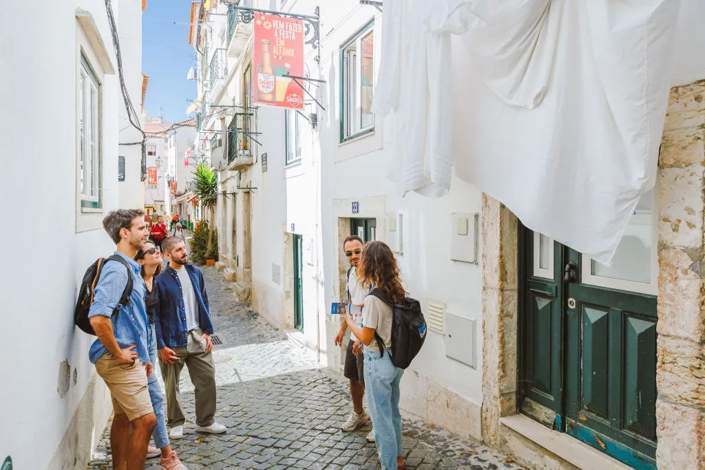 Best of Lisbon Walking Tour: Baixa, Chiado and Alfama