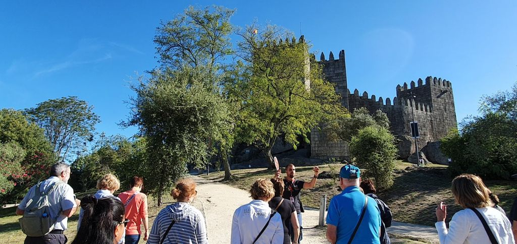 Braga and Guimarães: Day Tour from Porto