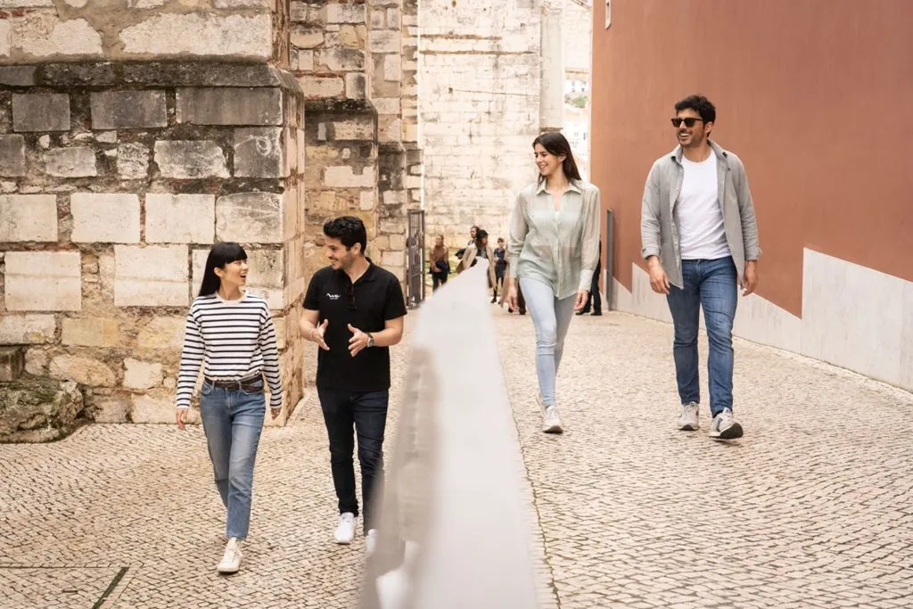 Lisbon: Old Town Walking, Helicopter Flight & Boat Trip