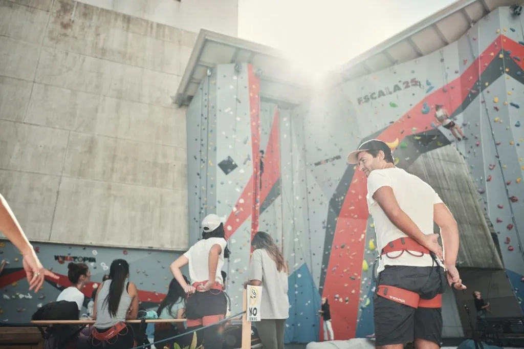 Lisbon: Climbing Experience at Escala25