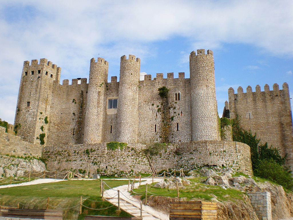 Fátima, Óbidos e Nazaré: excursão desde Lisboa com um grupo pequeno