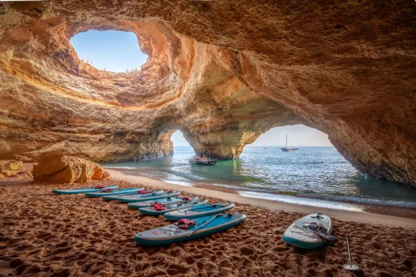 Caverna de Benagil: Passeio de Stand Up Paddle na Praia de Benagil