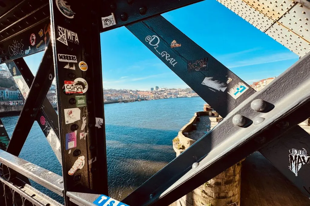 Porto and Gaia: Walking Tour of Douro's Two Riversides