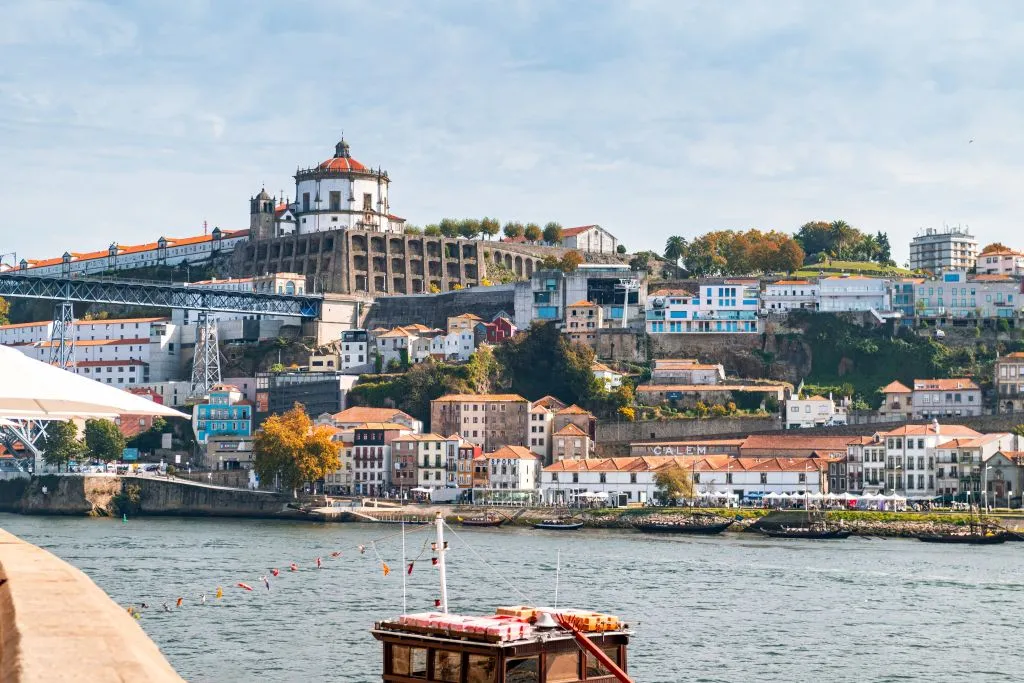 Porto and Gaia: Walking Tour of Douro's Two Riversides
