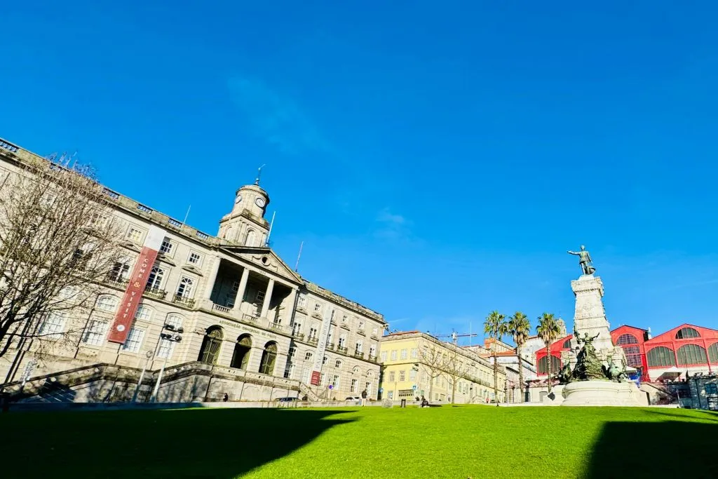 Porto and Gaia: Walking Tour of Douro's Two Riversides