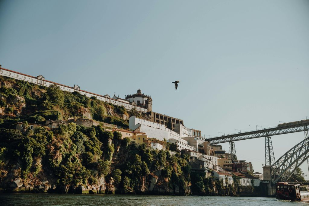 Crucero en barco por el Duero con vino de Oporto