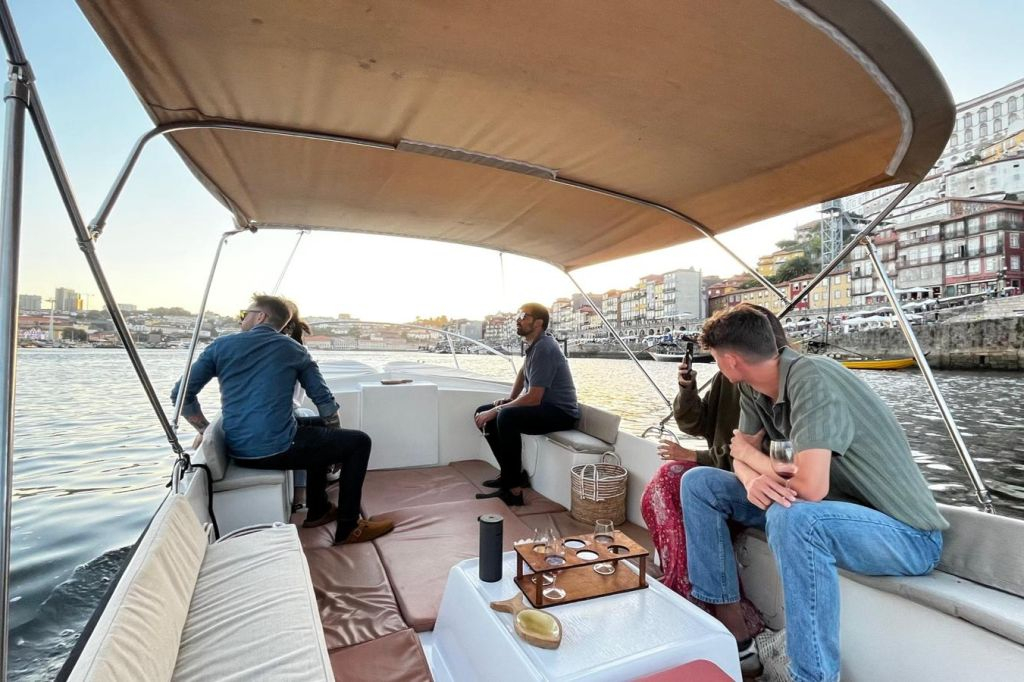 Crucero en barco por el Duero con vino de Oporto