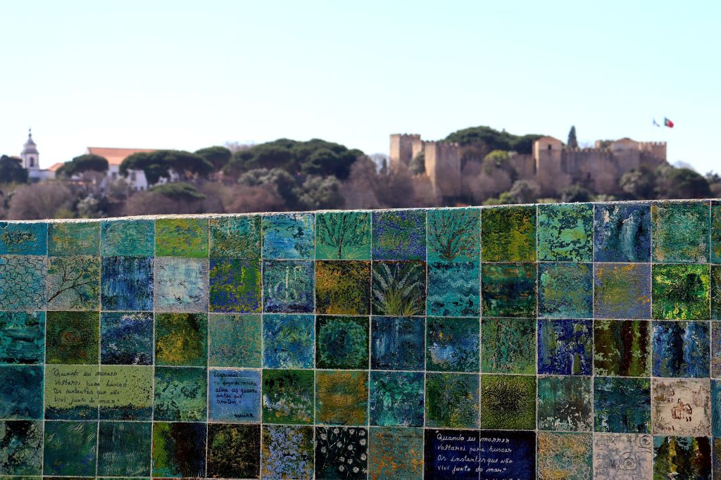 Lisbon Street Art Walking Tour