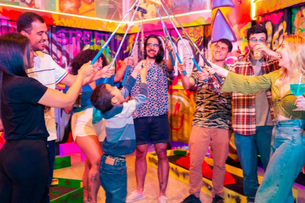 Indoor Minigolf Experience Porto