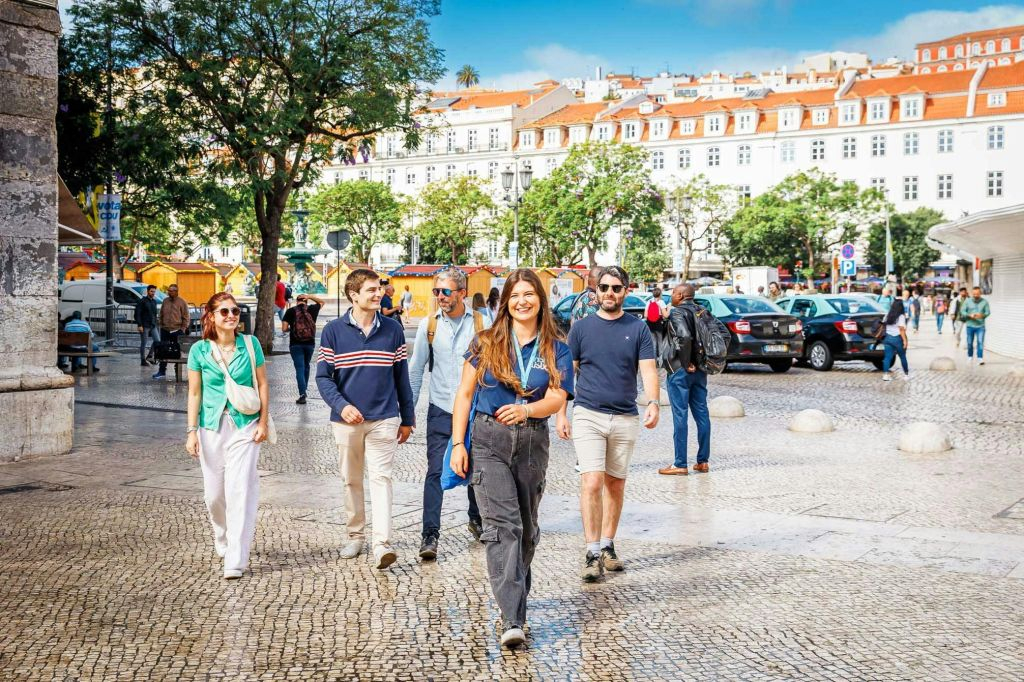 Lisbon: Small-Group Portuguese Food & Wine Tour