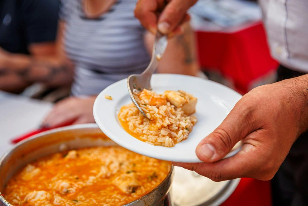 Lisbon: Small-Group Portuguese Food & Wine Tour