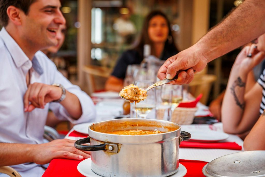 Lisbon: Small-Group Portuguese Food & Wine Tour