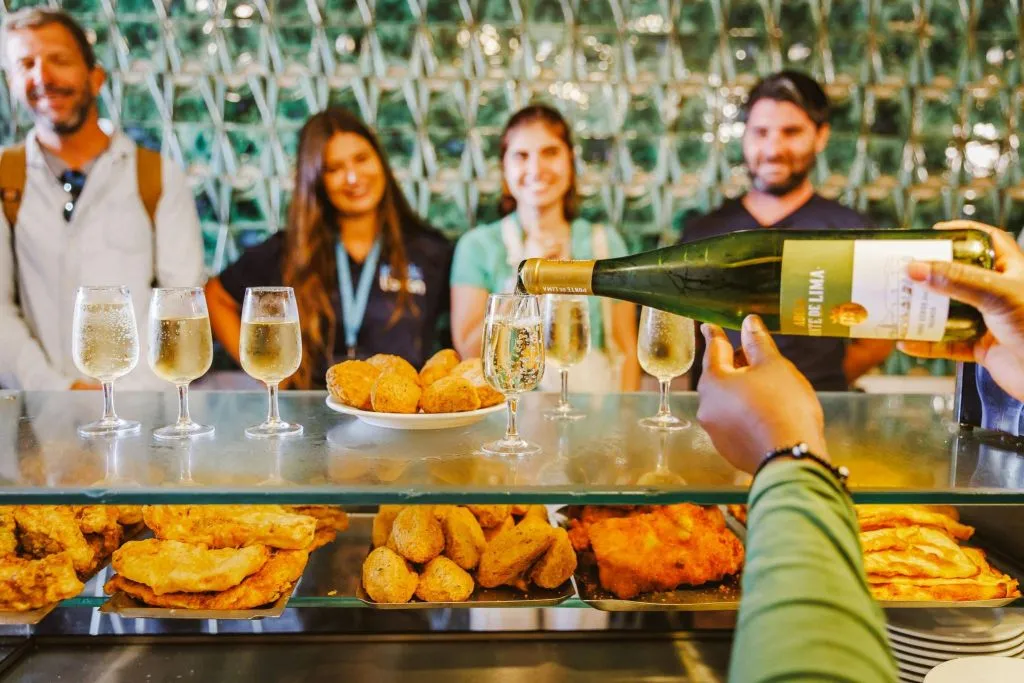 Lisbon: Small-Group Portuguese Food & Wine Tour