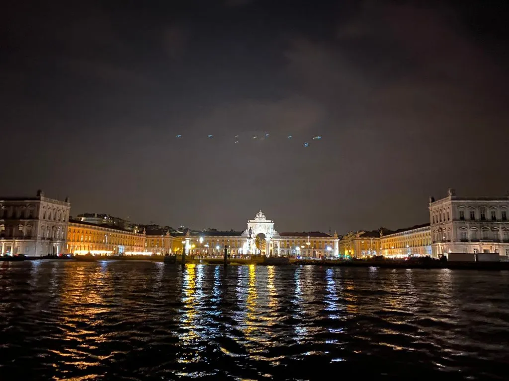 Lisbon: 2-Hour Night Sailing Tour from Belém