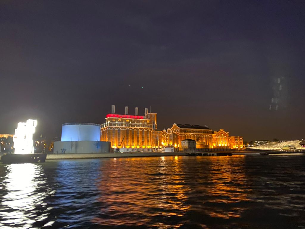Lisbon: 2-Hour Night Sailing Tour from Belém