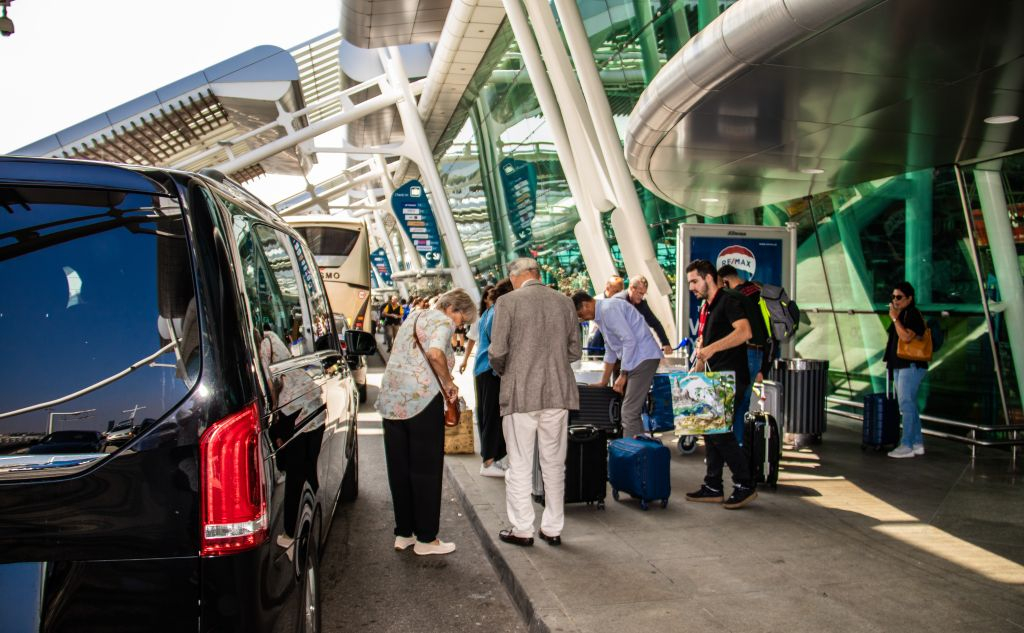 Lisbon Private Airport Transfer