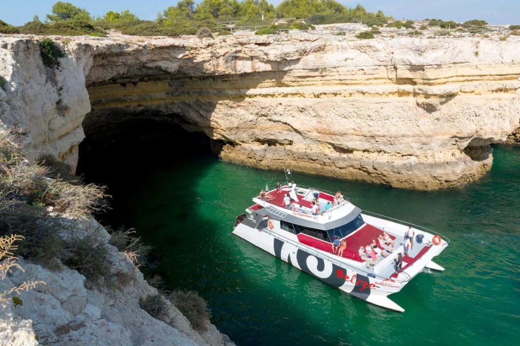 Benagil et la côte : Croisière en catamaran au départ d'Albufeira