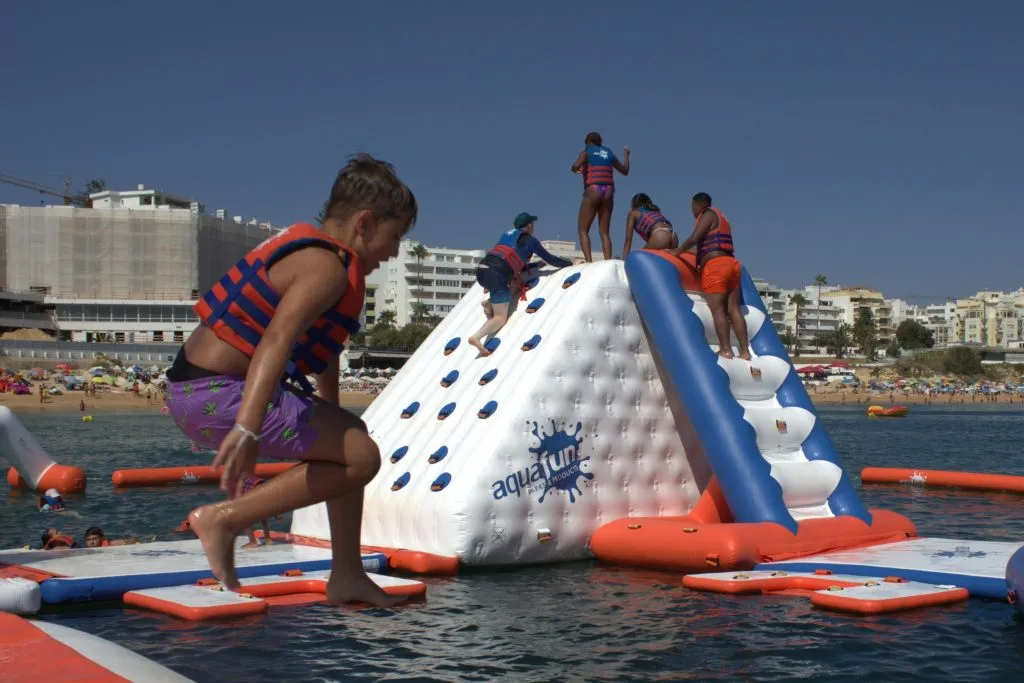 Armação de Pêra: Inflatable Waterpark Entry Ticket