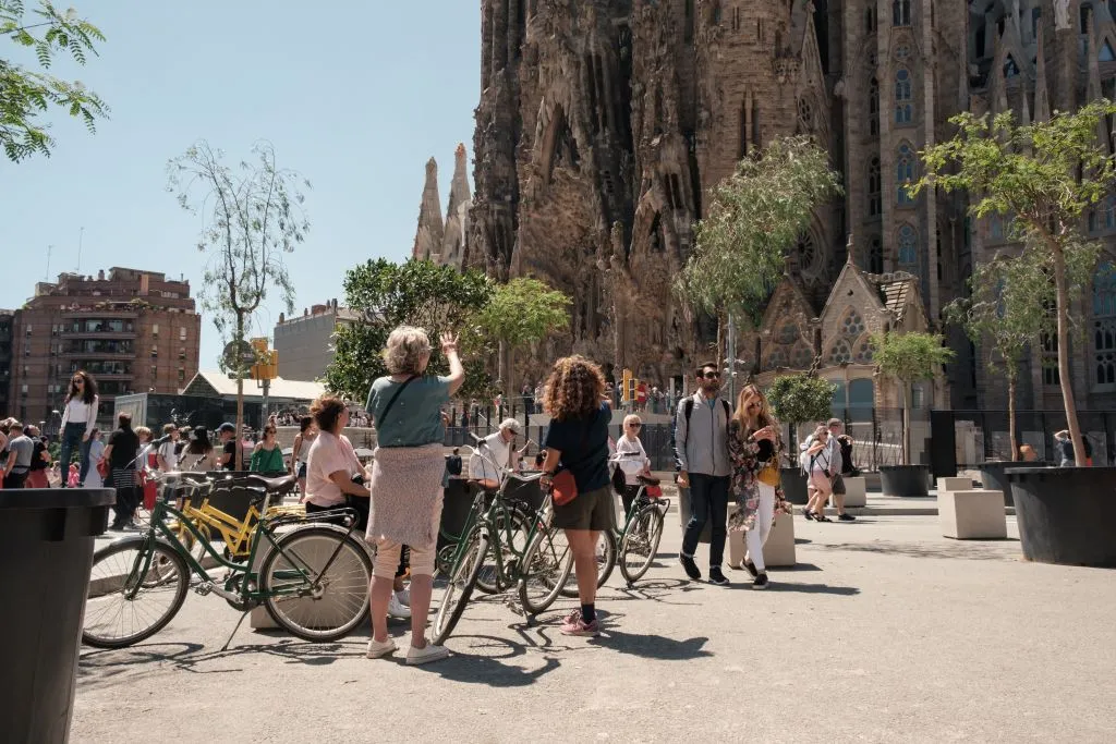 Barcelona City Bike Tour | Highlights and Hidden Gems