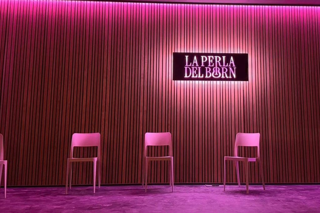 Barcelona: Guitar Trio & Flamenco Dance at Real Circulo