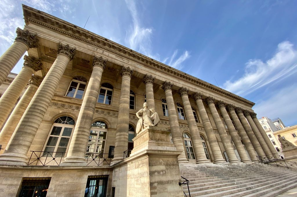 Paris : Palais Royal & Passages Couverts Smartphone Walking Tour