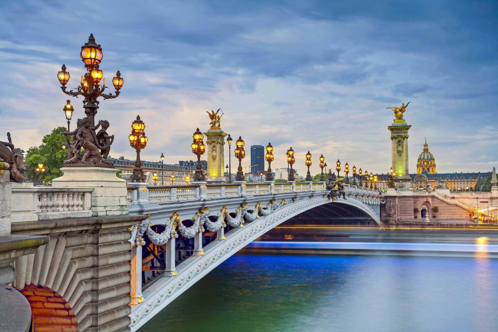 Paris: Sightseeing Tour with Audio Guide