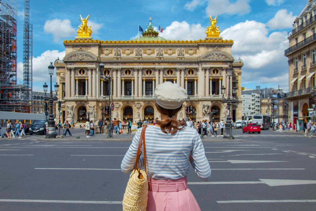 Paris: Sightseeing Tour with Audio Guide