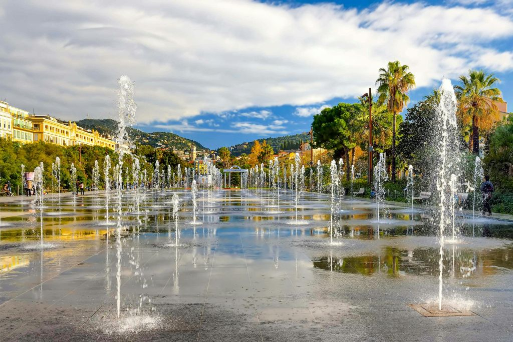 Nice: City Tour Audio Guide App