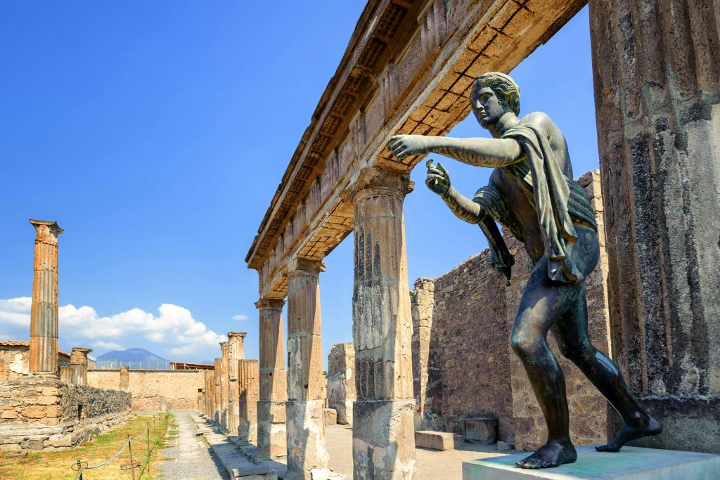 Solo trasporto: Viaggio di andata e ritorno in bus navetta da Napoli a Pompei
