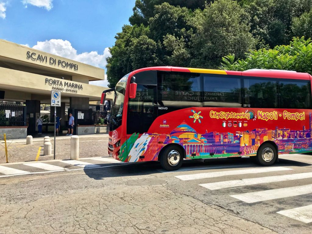 Transportation Only: Roundtrip by Shuttle Bus from Naples to Pompeii