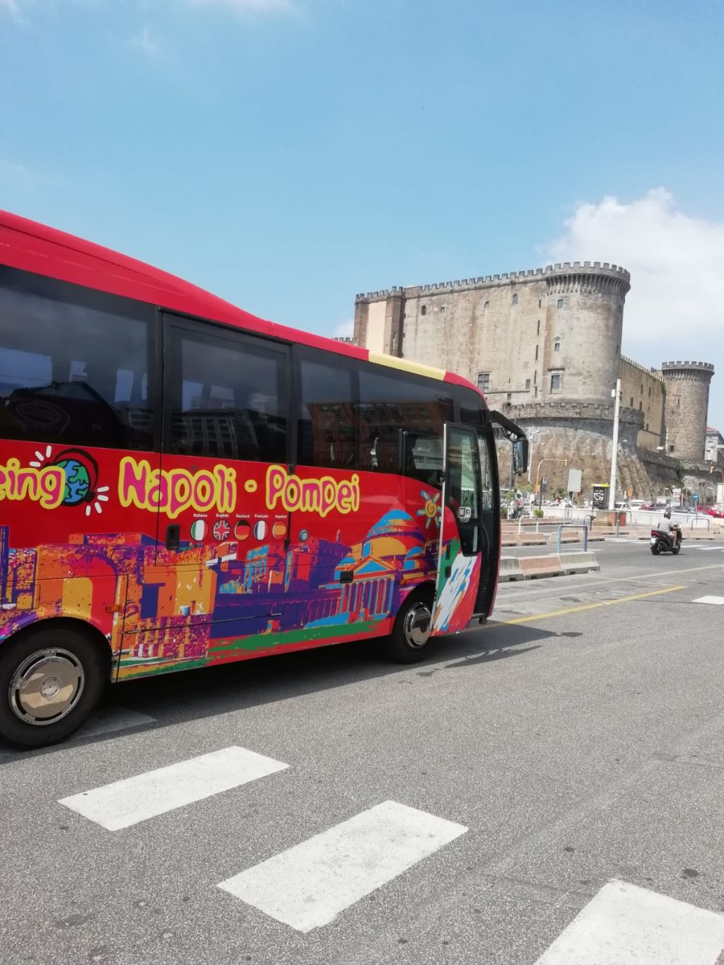 Transportation Only: Roundtrip by Shuttle Bus from Naples to Pompeii