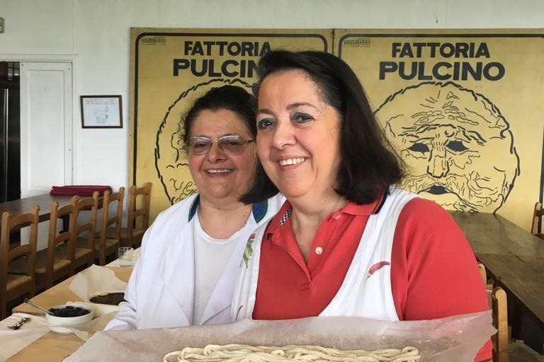 Civita di Bagnoregio, Montepulciano & Orvieto: Tour from Rome + Lunch & Wine