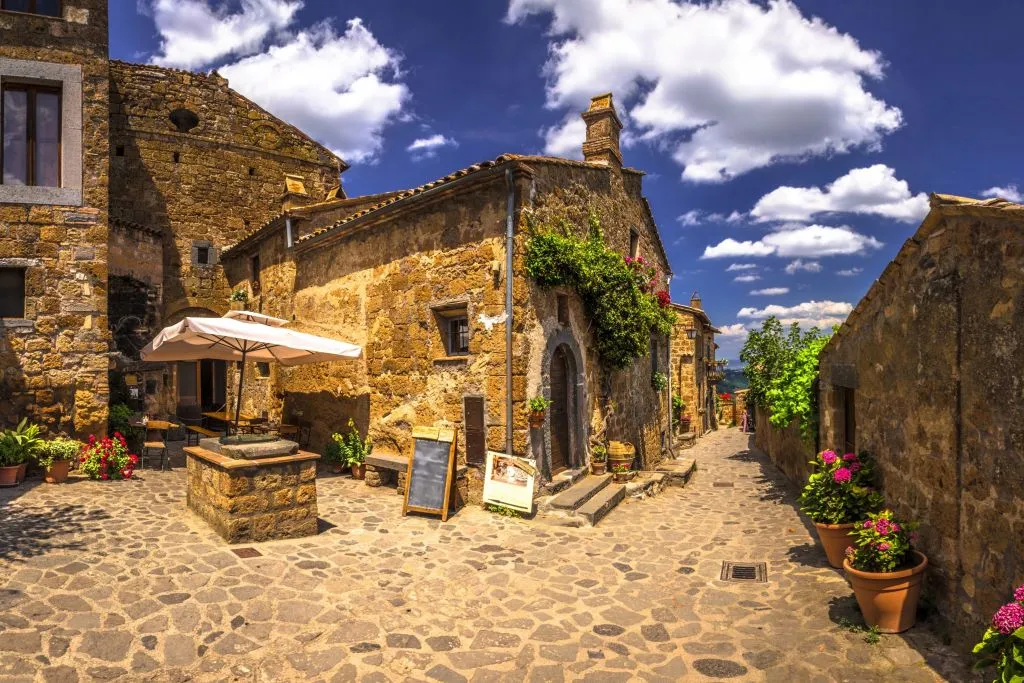 Civita di Bagnoregio, Montepulciano & Orvieto: Tour from Rome + Lunch & Wine