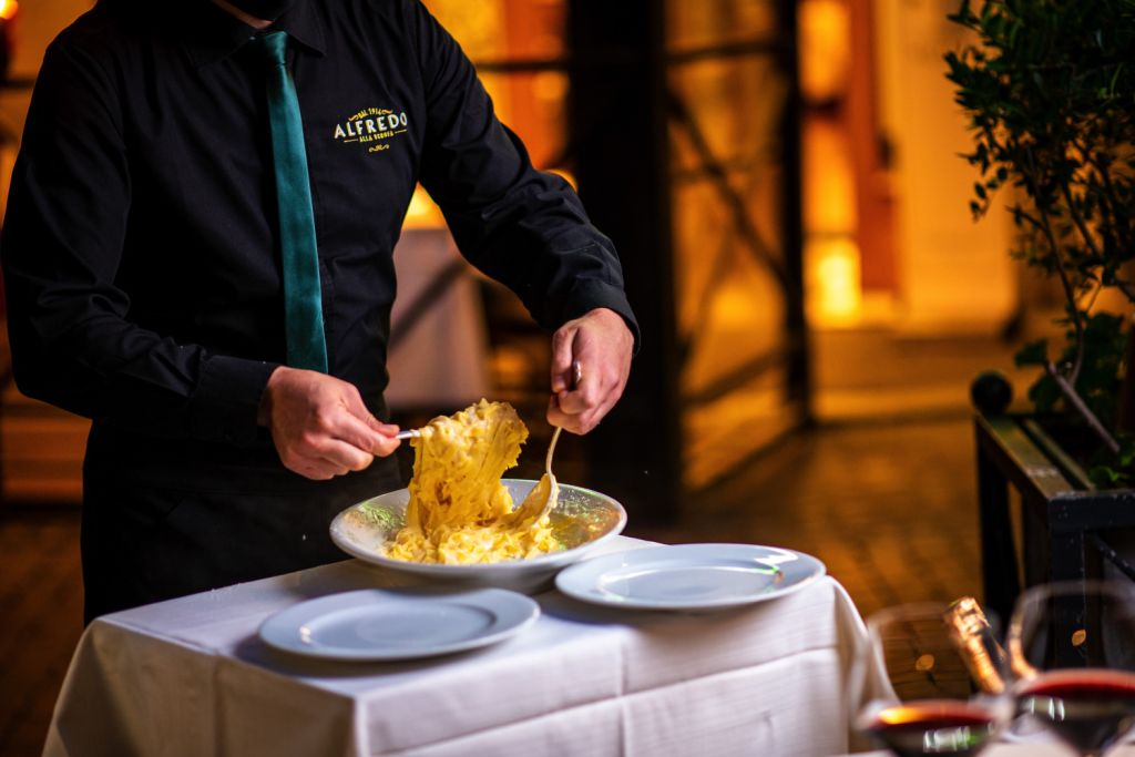 Alfredo alla Scrofa Restaurant: Menu with the Original Fettucine Alfredo
