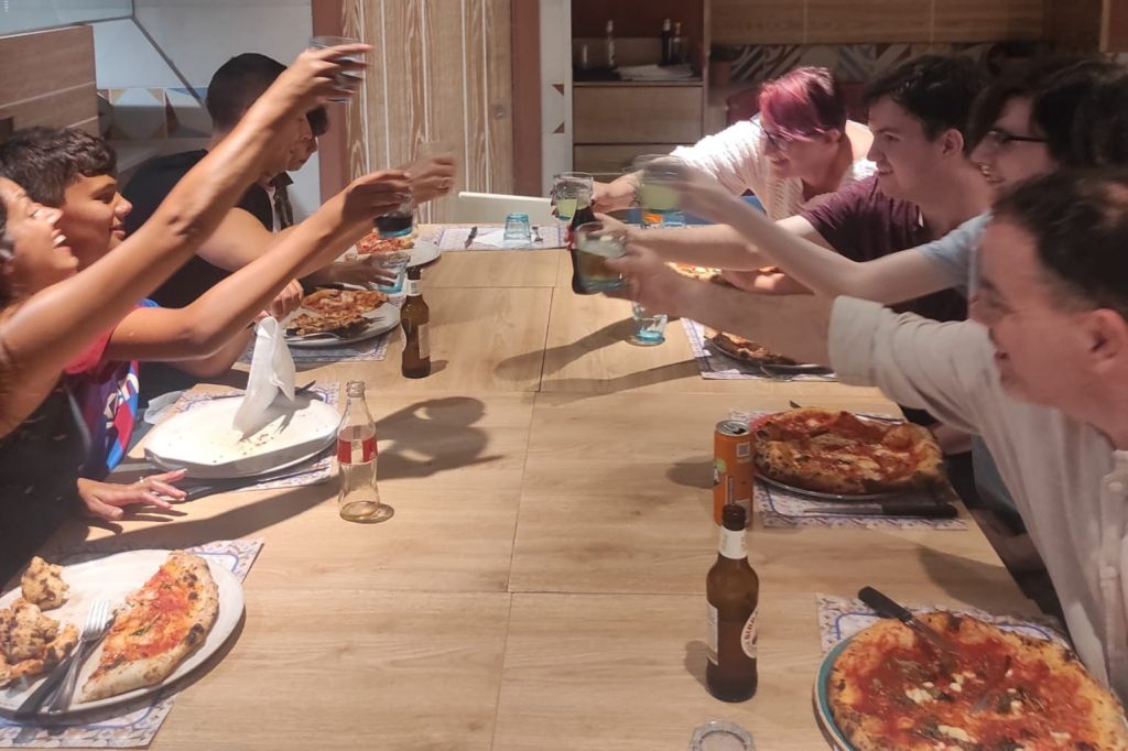 Naples: Small-Group Pizza-Making Experience