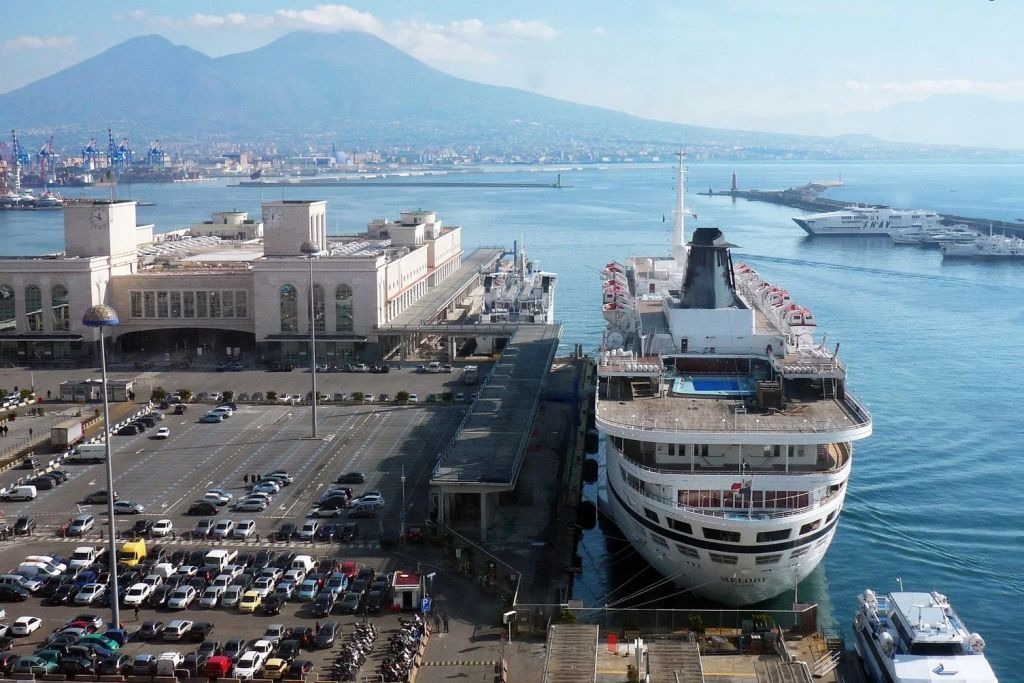 Transfer to Naples from Capodichino Airport