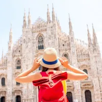 Milan: Small Group Walking Tour