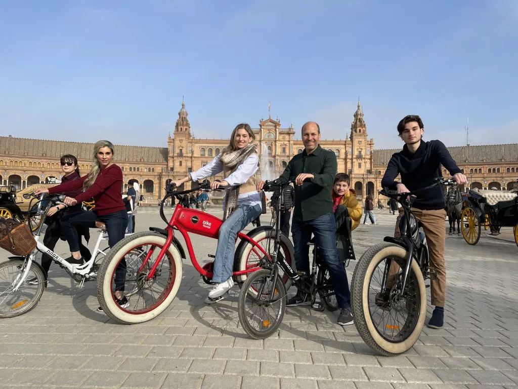 Alquiler y Tours Guiados en Bicicletas Eléctricas en Sevilla