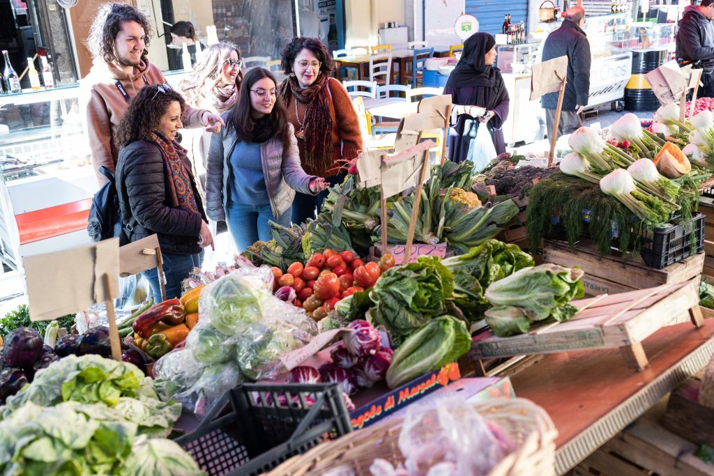 Roma: Tour del mercato + lezione di cucina privata a casa di un locale